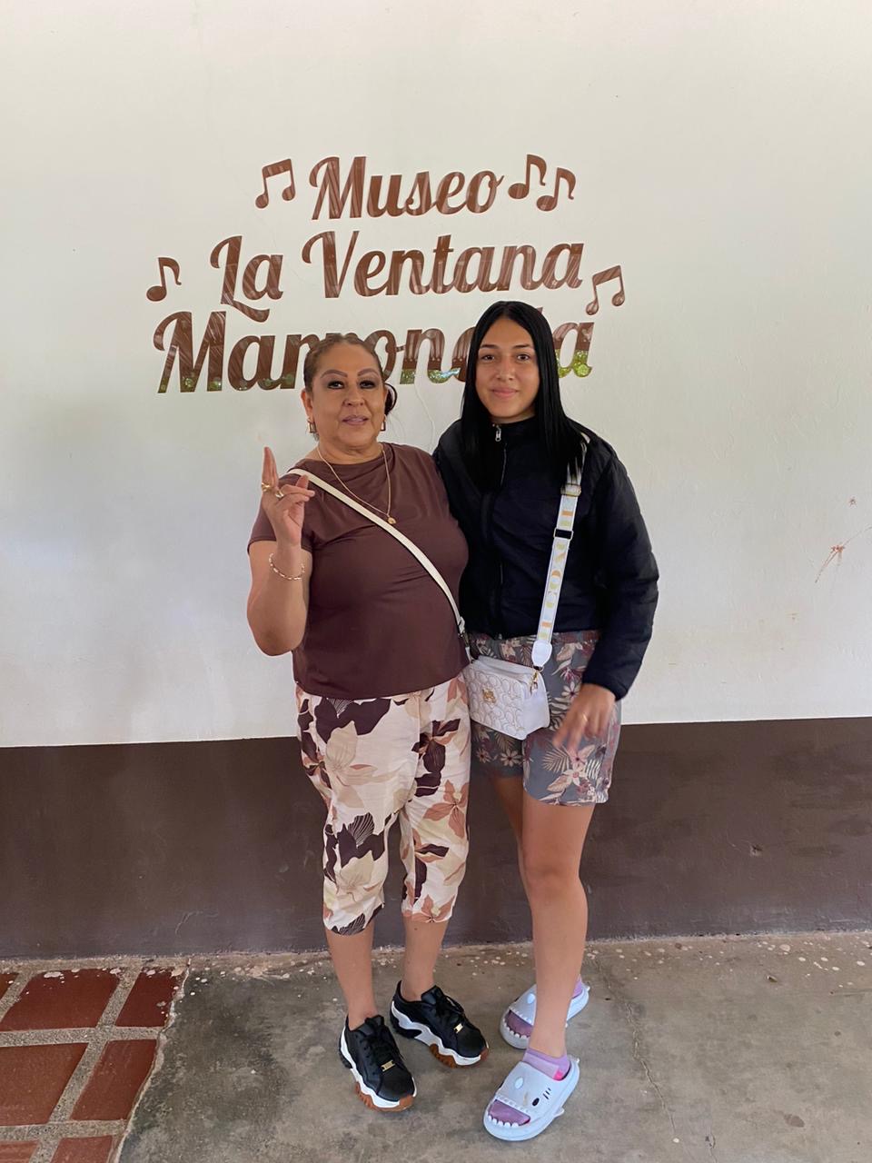 1f4dffff-12a8-4d14-ae5c-13369463f650